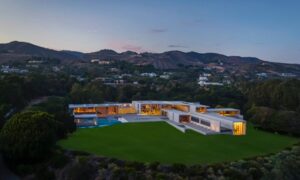 Luxury Celebrity Homes